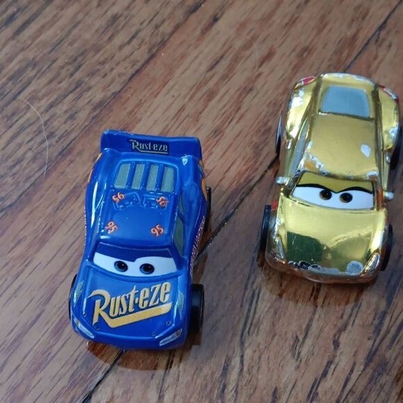DISNEY Cars Mini - Picture 2 of 3